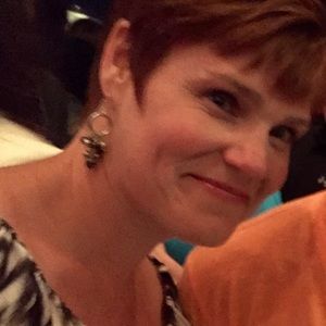 Meet your Posher, Michele